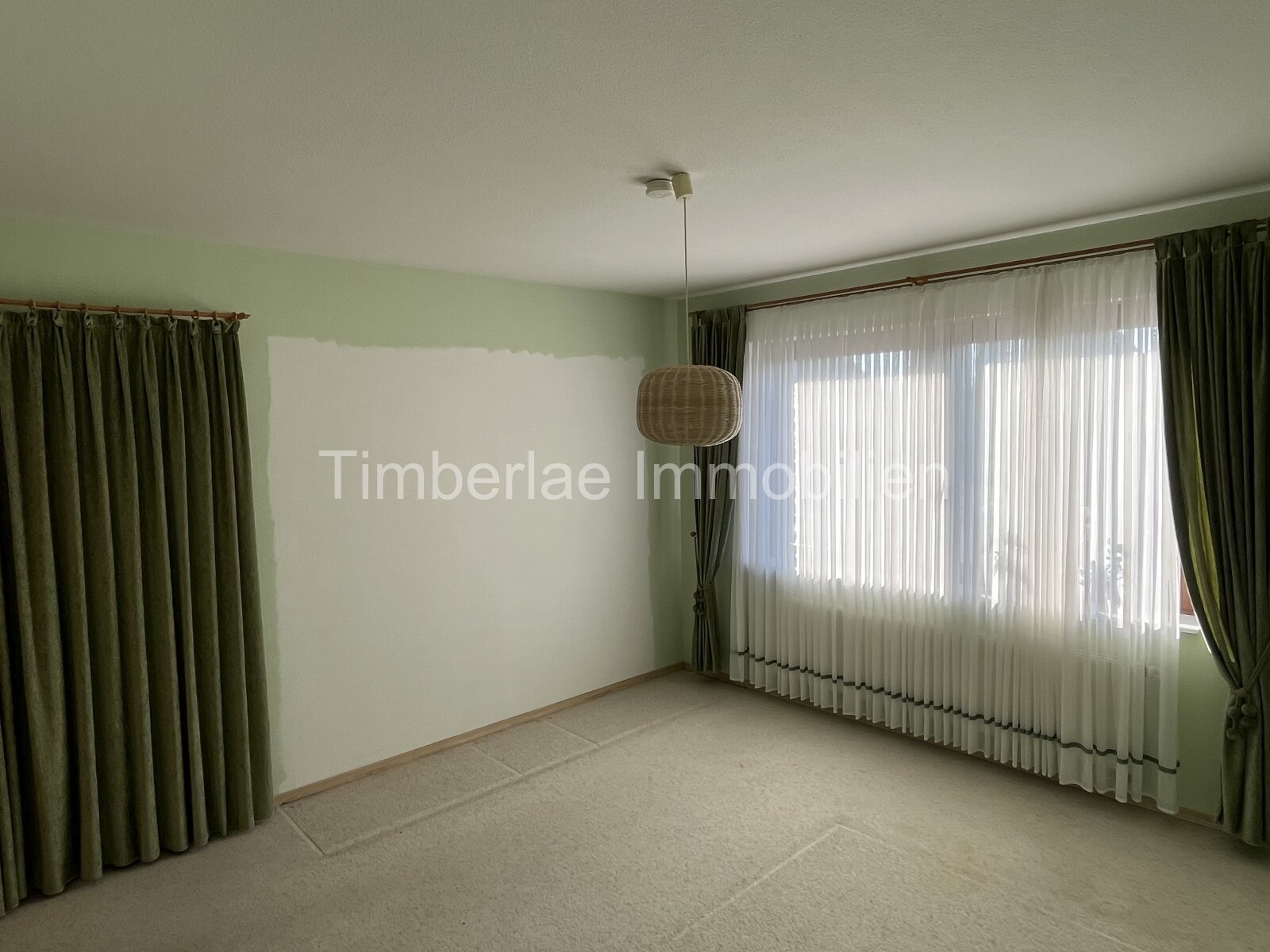 Exclusiver Winkelbungalow in ruhiger Lage  