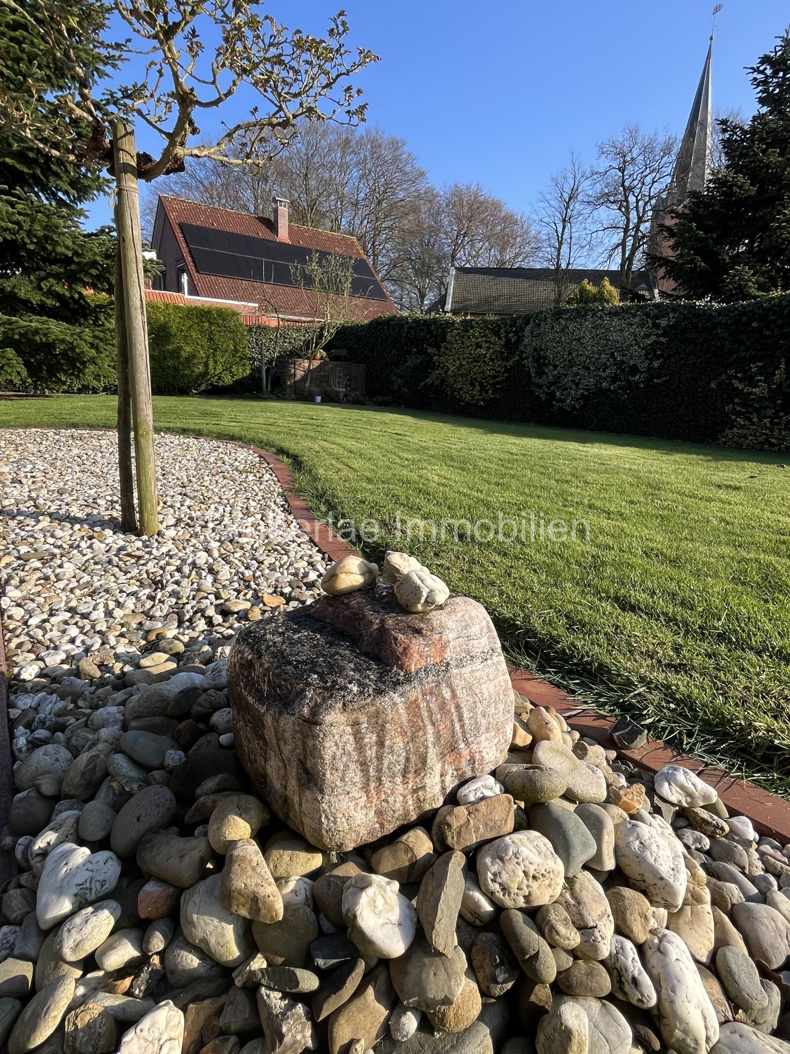 Exclusiver Winkelbungalow in ruhiger Lage  