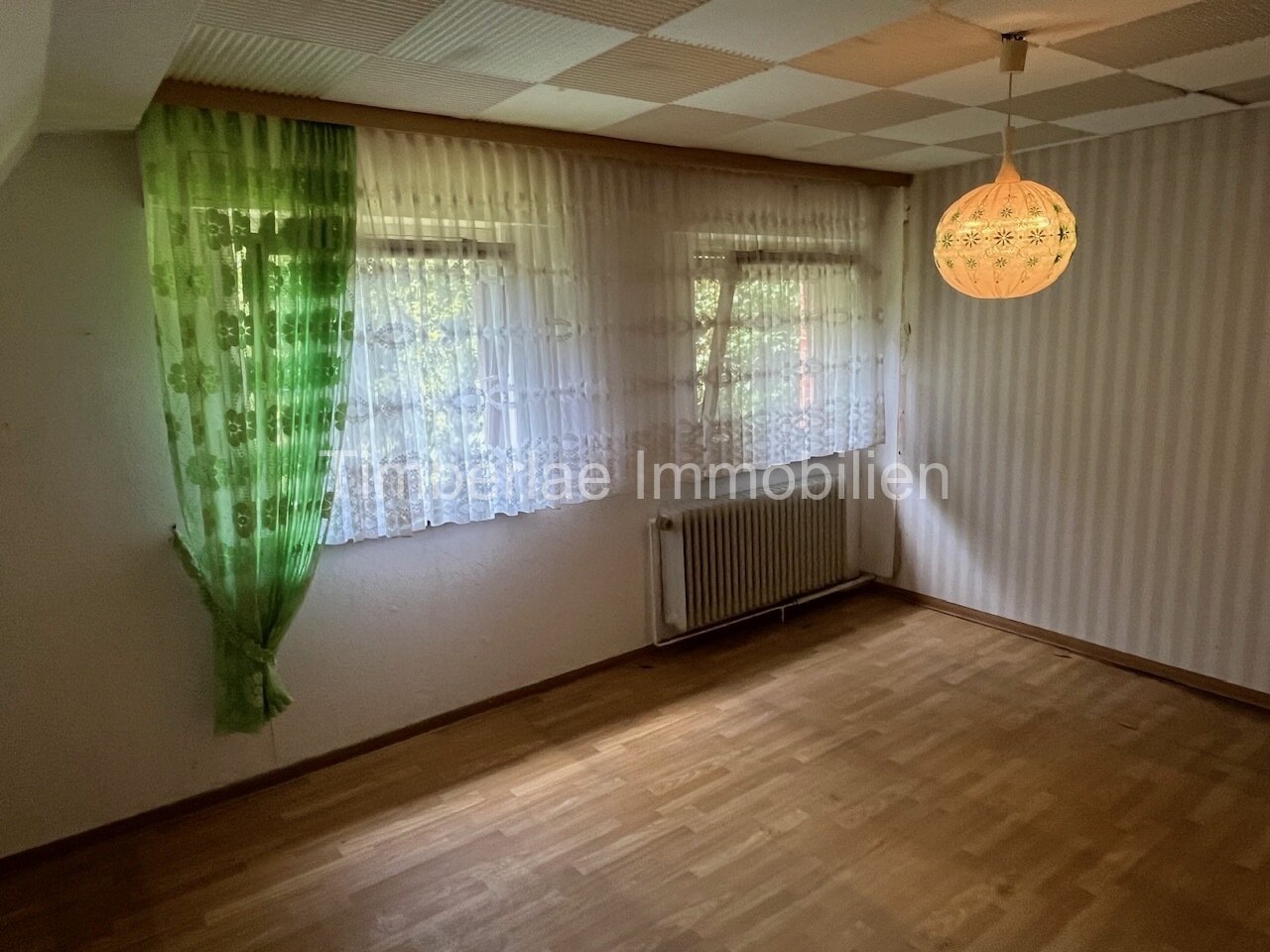 Absolute Alleinlage mit großem Grundstück und viel Gestaltungsspielraum